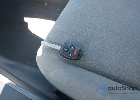 2004 Honda Accord 2.4 Lx z USA, uszkodzony, nr VIN 3HGCM56384G711044